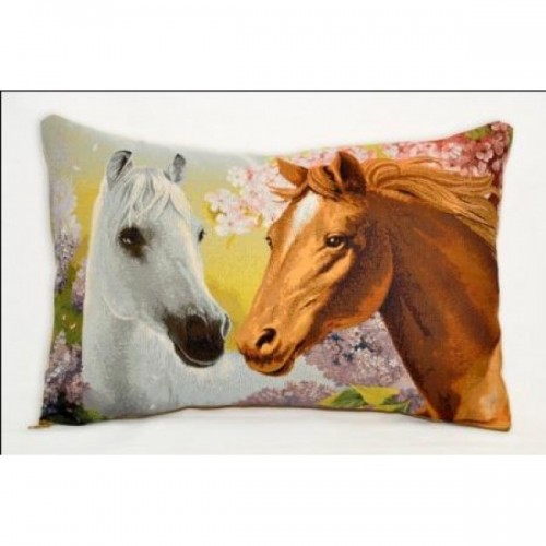 Гобеленовая Наволочка Гобеленовая Наволочка